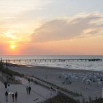 Sonnenuntergang über der Seebrücke Kühlungsborn Ost