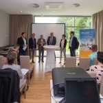 Verleihung Zertifikat Familienurlaub